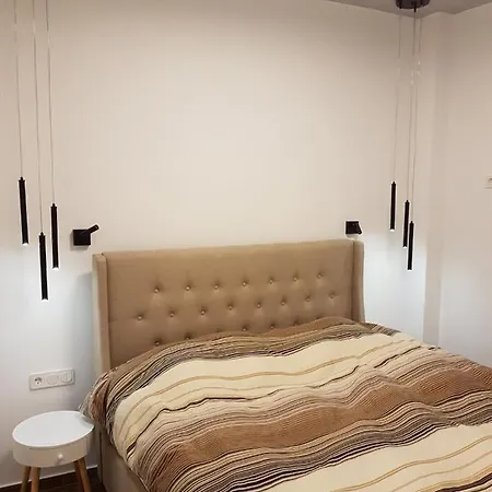 Minoan Luxury In Apartment *